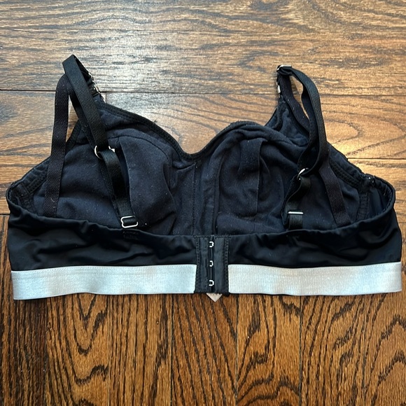 Hot Milk Freedom hands free pumping and clip down nursing bra - Picture 8 of 12